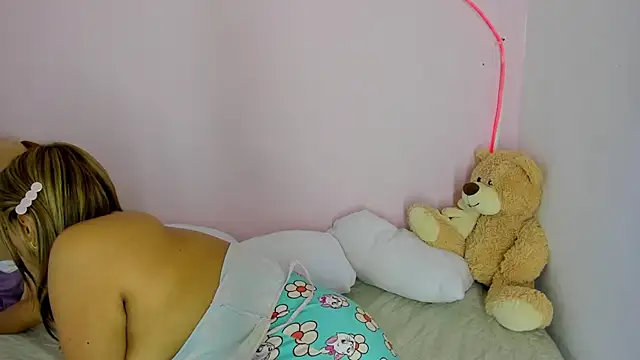 Kiikilove149 online show from February 8, 2026, 1:53 am