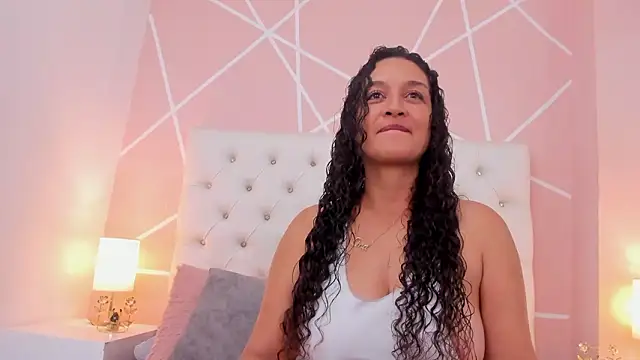 Rosalinda 77 online show from February 12, 2026, 12:11 pm