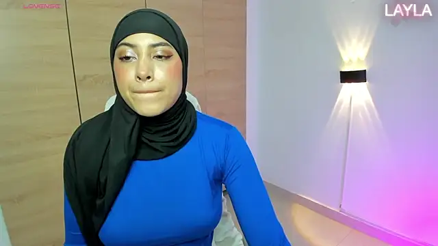 Snapshot of LAY_LA_ chatting on March 14, 2026, 9:53 pm LAY LA online show from March 14, 2026, 9:53 pm