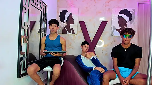 PRETTY COCK1 online show from February 6, 2026, 7:34 am