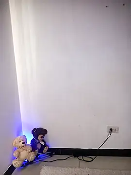  aish a online show from March 12, 2026, 8:04 pm