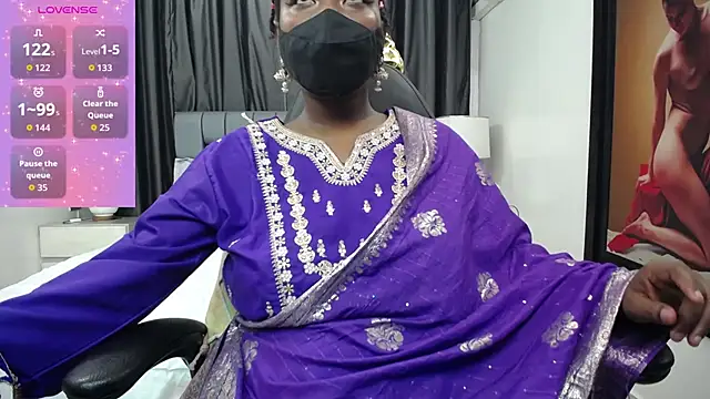 kavya suri  online show from February 13, 2026, 7:21 pm