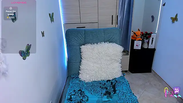 Maria camila776 online show from March 11, 2026, 10:38 pm