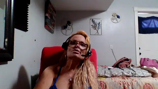 starandsky online show from June 10, 2026, 3:44 pm