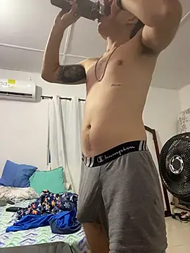 vanilla Kush online show from February 20, 2026, 6:26 am