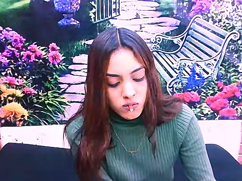 Snapshot of IndianPretty14u2Luv chatting on March 10, 2026, 5:12 am IndianPretty14u2Luv online show from March 10, 2026, 5:12 am