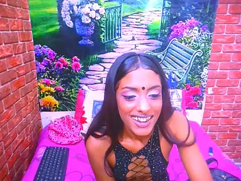 IndianPretty14u2Luv online show from June 12, 2026, 3:33 pm