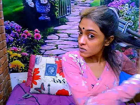 IndianPretty14u2Luv online show from July 13, 2026, 5:21 am
