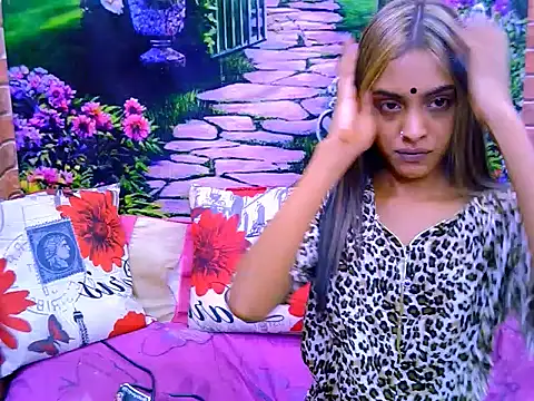 IndianPretty14u2Luv online show from July 13, 2026, 6:11 pm