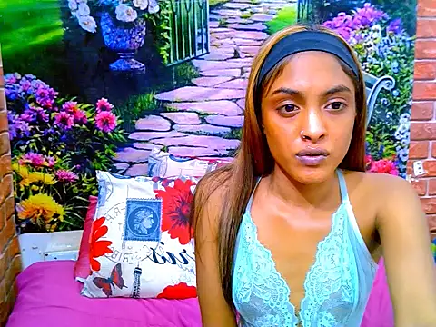 IndianPretty14u2Luv online show from July 30, 2026, 9:58 pm
