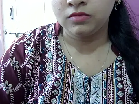 Snapshot of Cute_Aliyaa chatting on May 9, 2026, 11:48 am Cute Aliyaa online show from May 9, 2026, 11:48 am
