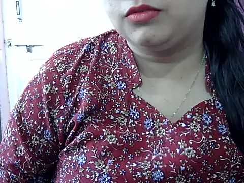 Snapshot of Cute_Aliyaa chatting on May 14, 2026, 11:17 am Cute Aliyaa online show from May 14, 2026, 11:17 am