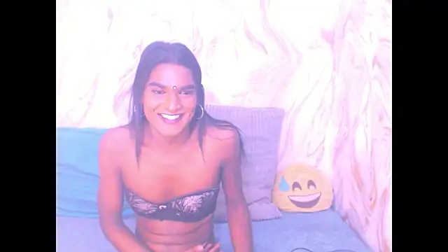 spicybarbie online show from April 23, 2026, 1:02 pm