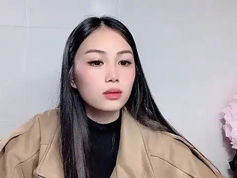 Thuy79 online show from February 11, 2026, 4:23 pm