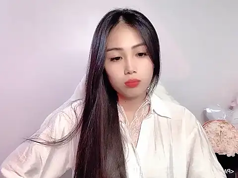 Thuy79 online show from March 17, 2026, 5:16 pm