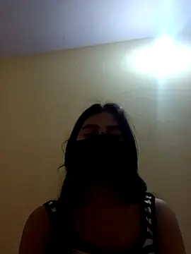 Snapshot of Mahira-- chatting on June 14, 2026, 12:19 am Mahira-- online show from June 14, 2026, 12:19 am
