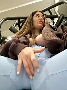 Snapshot of TattooGirlAlia chatting on February 20, 2025, 9:20 pm TattooGirlAlia online show from February 20, 2025, 9:20 pm