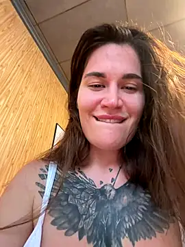 Snapshot of TattooGirlAlia chatting on October 26, 2025, 2:23 pm TattooGirlAlia online show from October 26, 2025, 2:23 pm