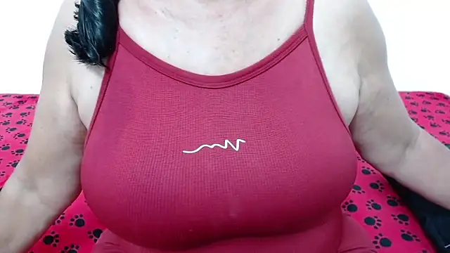 ElizabethMiler online show from June 12, 2026, 3:27 am