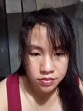 Lymimi online show from May 5, 2026, 1:52 pm