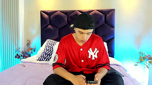 Dominik Souza online show from May 28, 2026, 5:43 pm