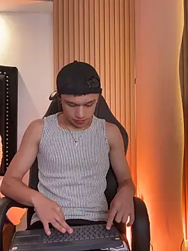 Dominik Souza online show from June 13, 2026, 1:53 pm
