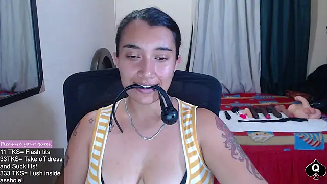Robin H00t 2 online show from May 27, 2026, 1:57 am