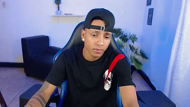 ostinn18 online show from March 7, 2026, 2:03 pm