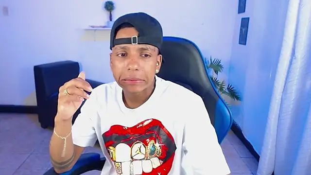 ostinn18 online show from March 17, 2026, 2:31 pm