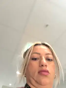 NinaRicci1518 online show from March 14, 2026, 9:31 pm