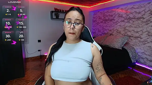 Snapshot of Camila_IRoose chatting on July 22, 2026, 12:52 pm Camila IRoose online show from July 22, 2026, 12:52 pm