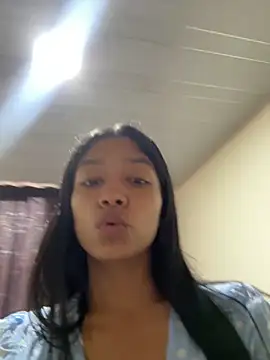 Vinaaly  online show from June 3, 2026, 10:37 pm