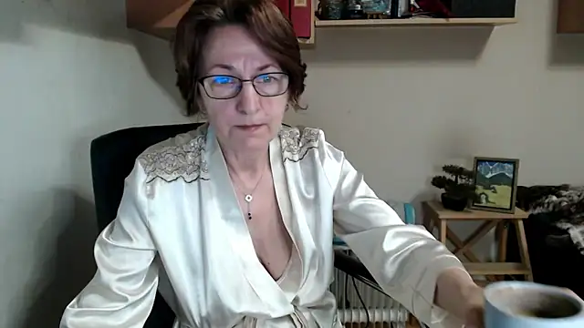 Snapshot of katemodel chatting on May 7, 2026, 6:19 am katemodel online show from May 7, 2026, 6:19 am