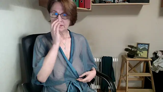 Snapshot of katemodel chatting on May 18, 2026, 7:47 am katemodel online show from May 18, 2026, 7:47 am