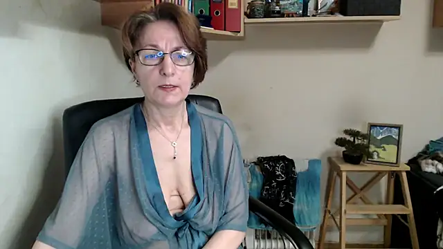 Snapshot of katemodel chatting on May 21, 2026, 6:42 am katemodel online show from May 21, 2026, 6:42 am