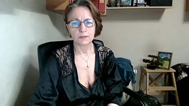 Snapshot of katemodel chatting on June 12, 2026, 6:45 am katemodel online show from June 12, 2026, 6:45 am