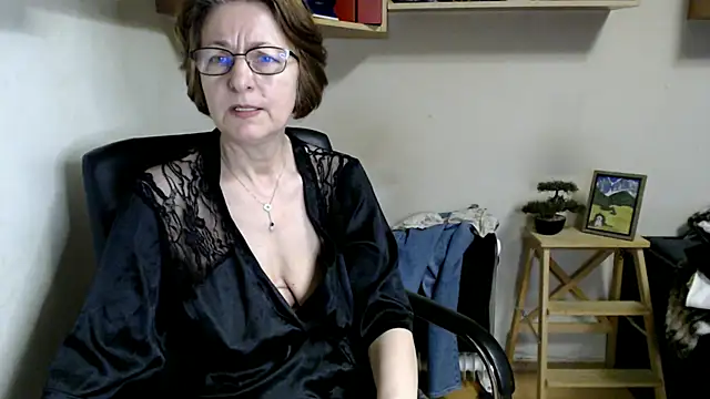 Snapshot of katemodel chatting on June 16, 2026, 5:43 am katemodel online show from June 16, 2026, 5:43 am