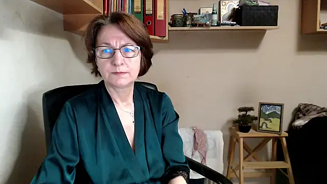 katemodel online show from July 3, 2026, 3:35 am