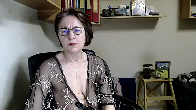 katemodel online show from July 4, 2026, 3:35 am