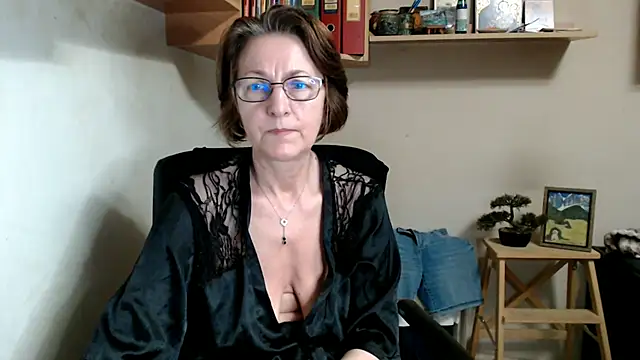 katemodel online show from July 16, 2026, 6:08 am