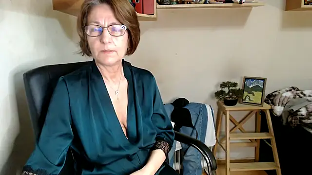 katemodel online show from July 25, 2026, 3:26 am