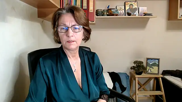 katemodel online show from July 28, 2026, 4:41 am