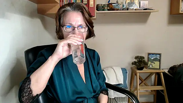 katemodel online show from July 31, 2026, 6:13 am