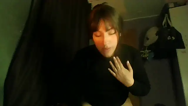 mimi miauu online show from June 11, 2026, 3:04 am