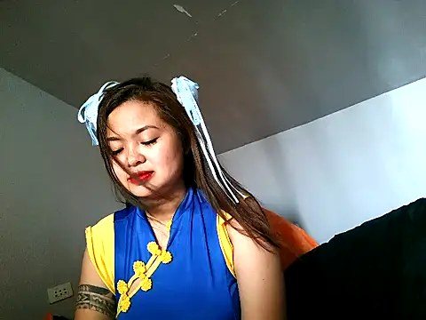 Snapshot of Chillntalkmami chatting on May 12, 2026, 5:59 am Chillntalkmami online show from May 12, 2026, 5:59 am