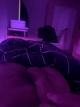 Snapshot of BIGDICK111000 chatting on March 27, 2026, 8:08 pm BIGDICK111000 online show from March 27, 2026, 8:08 pm