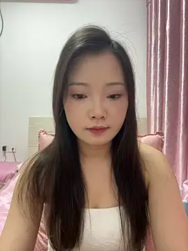 BIGBABYYEYE online show from June 16, 2026, 12:52 pm