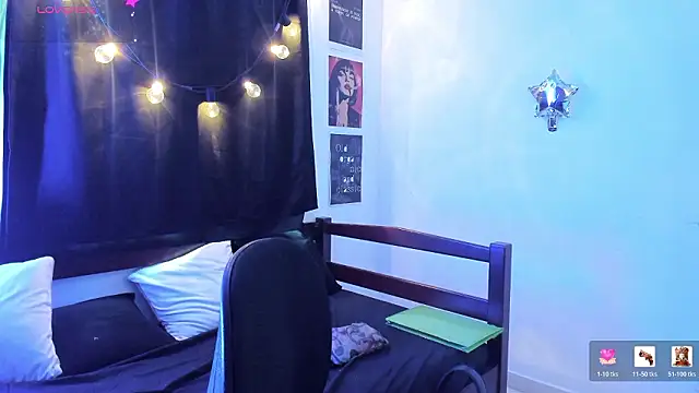 SamanthaGriim online show from February 21, 2026, 10:11 pm