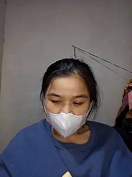 Daisy-lusia2026 online show from February 19, 2026, 3:19 pm