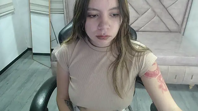 Snapshot of Eco_deluna_v chatting on March 26, 2026, 1:06 pm Eco deluna v online show from March 26, 2026, 1:06 pm